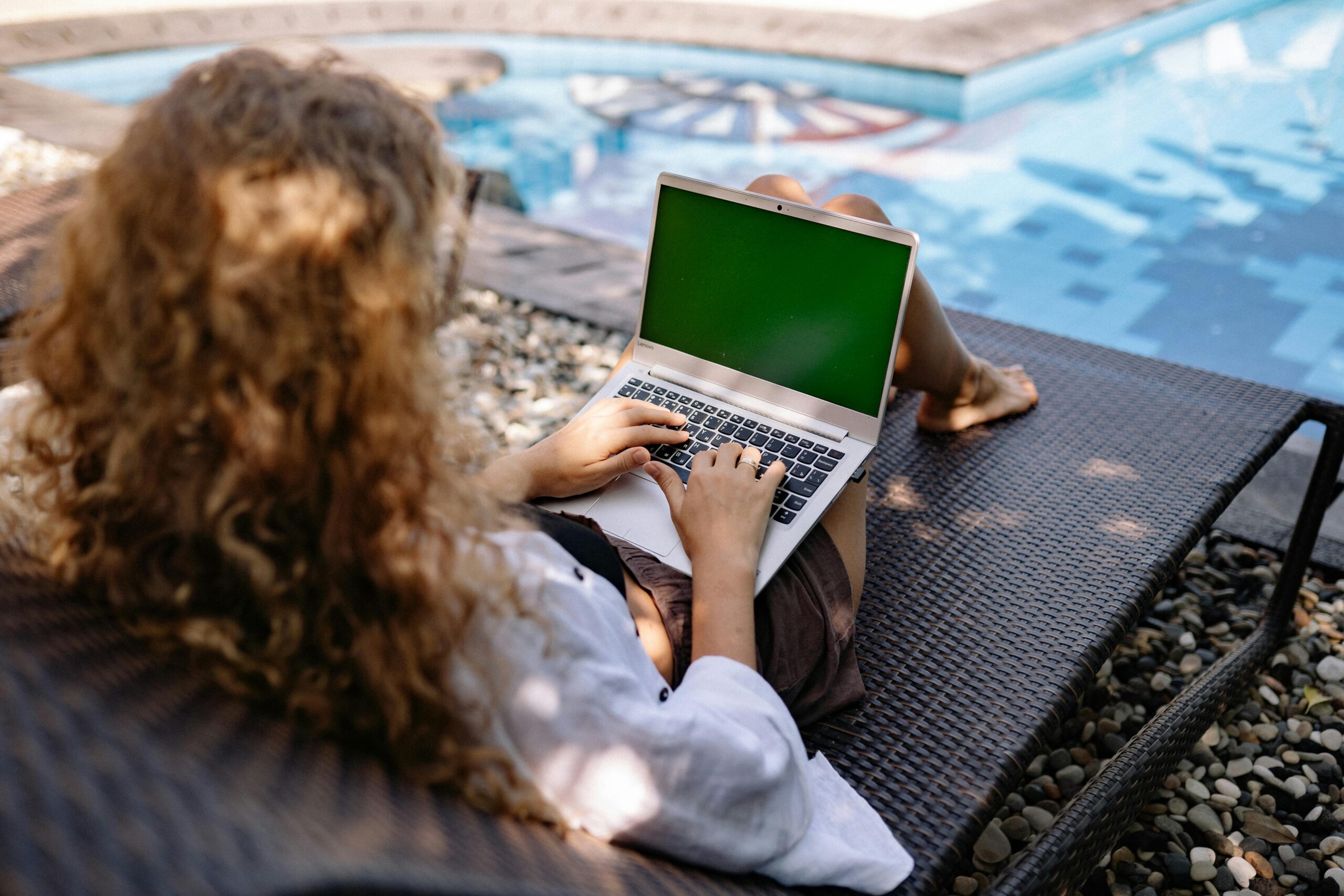 Sommaröppet - nya tider för support 1 CallMaker Dialer summer open